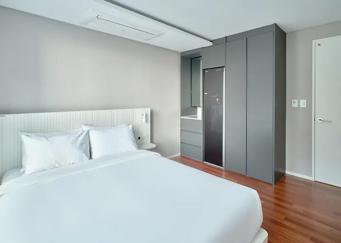 Uh Flat The Seocho 公寓 首爾