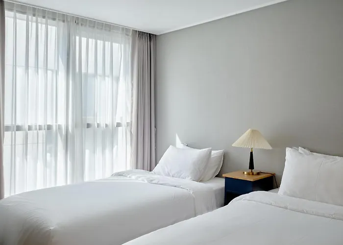 公寓 Uh Flat The Seocho 首爾