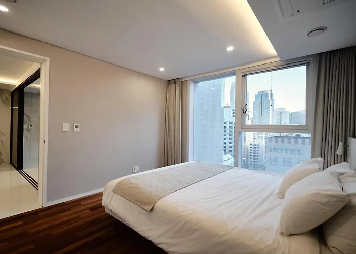 Uh Flat The Seocho Seoul