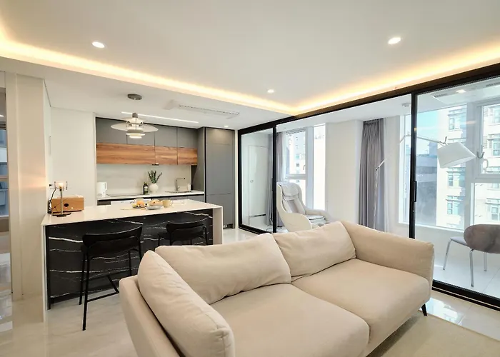 Uh Flat The Seocho Apartment Seoul