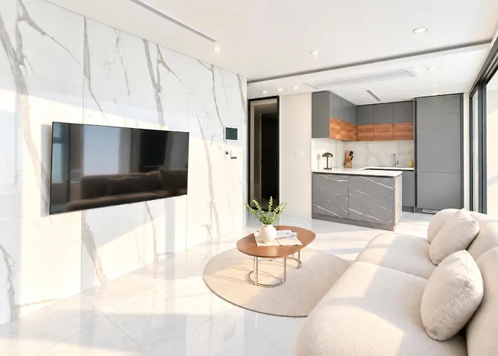 Uh Flat The Seocho * Seoel