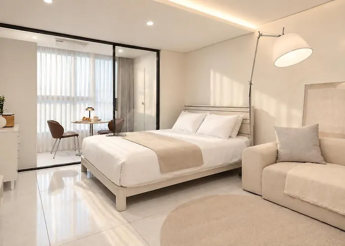 Uh Flat The Seocho Appartement *